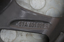 Laden Sie das Bild in den Galerie-Viewer, 1x Alufelge 16 Zoll 6.5" 5x112 48ET 5TA601025K VW Touran Rim Wheel FEL3540841959jm