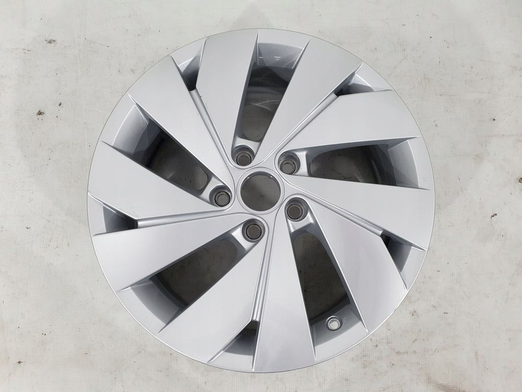 1x Alufelge 17 Zoll 6.5" 5x112 46ET 5H0601025B VW Golf Viii Rim Wheel FEL8272562474gc