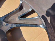 Laden Sie das Bild in den Galerie-Viewer, 1x Alufelge 20 Zoll 6.5&quot; 5x114.3 33ET 403000578 Renault Scenic Rim Wheel