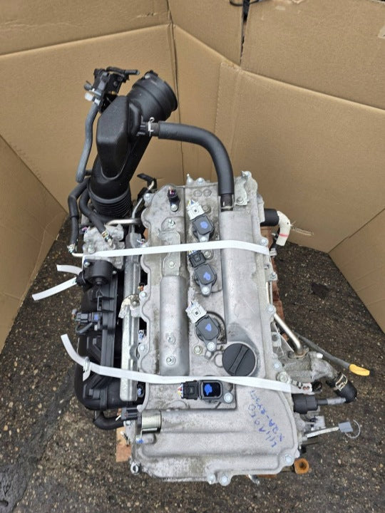 Motor Lexus Toyota I X2AR-Y32T 2.5 112TKm 2016 Benzin Engine Komplett MOT5418840339ui