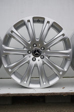 Laden Sie das Bild in den Galerie-Viewer, 4x Alufelge 20 Zoll 8.5" 5x112 29ET Glanz Silber A2924010300 Mercedes-Benz Gle FEL3187060872gv