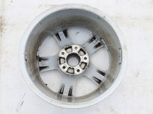 Laden Sie das Bild in den Galerie-Viewer, 1x Alufelge 17 Zoll 7.5" 5x130 50ET Glanz Silber 7P00714972 VW Touareg Rim Wheel FEL4097341136vv