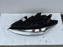 Load image into Gallery viewer, Frontscheinwerfer VW Touran 5TB941081B Links Scheinwerfer Headlight