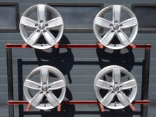 Load image into Gallery viewer, 4x Alufelge 15 Zoll 5.5" 5x100 40ET Glanz Silber 2G0071495 Skoda Fabia IV Polo FEL3295865317jm