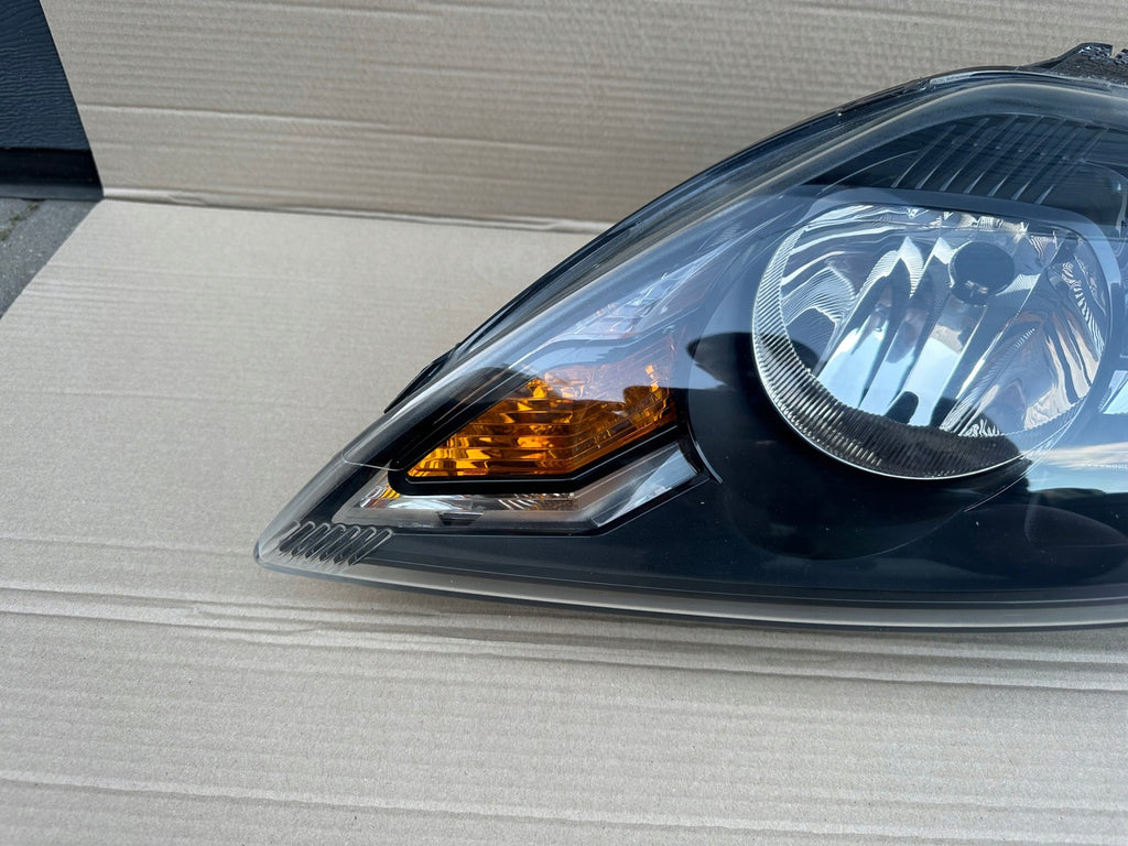 Frontscheinwerfer Ford Focus 8M51-13W030-CF Links Scheinwerfer Headlight SCH9571954481se