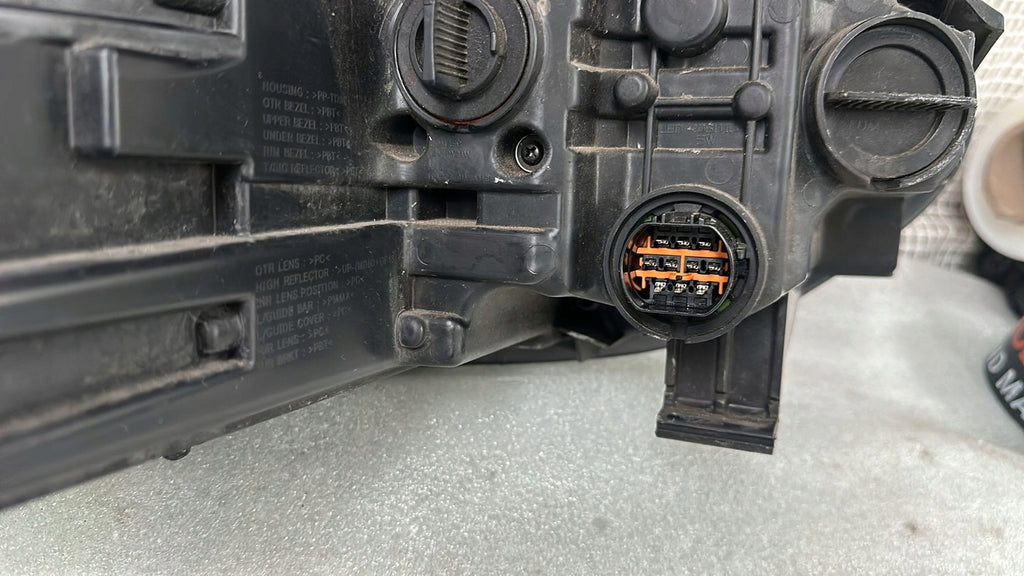 Frontscheinwerfer Hyundai Grand Santa Fe Xenon Links Scheinwerfer Headlight