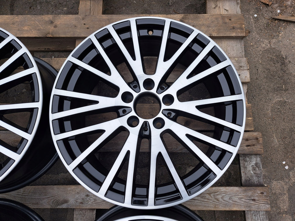 4x Alufelge 18 Zoll 7.5" 5x112 49ET Glanz A1774010600 Mercedes-Benz W177 FEL5297798040jv