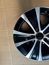 Laden Sie das Bild in den Galerie-Viewer, 1x Alufelge 18 Zoll 8.0&quot; 5x112 A2134013700 Mercedes-Benz Rim Wheel