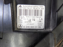 Laden Sie das Bild in den Galerie-Viewer, Frontscheinwerfer Mercedes-Benz W246 A2468200139 Links Scheinwerfer Headlight SCH3748886163wp