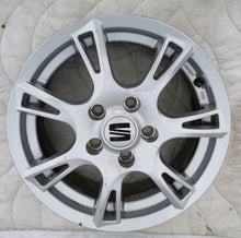 Laden Sie das Bild in den Galerie-Viewer, 1x Alufelge 15 Zoll 6.0&quot; 5x112 43ET Glanz Silber SE016015 Seat Leon Rim Wheel