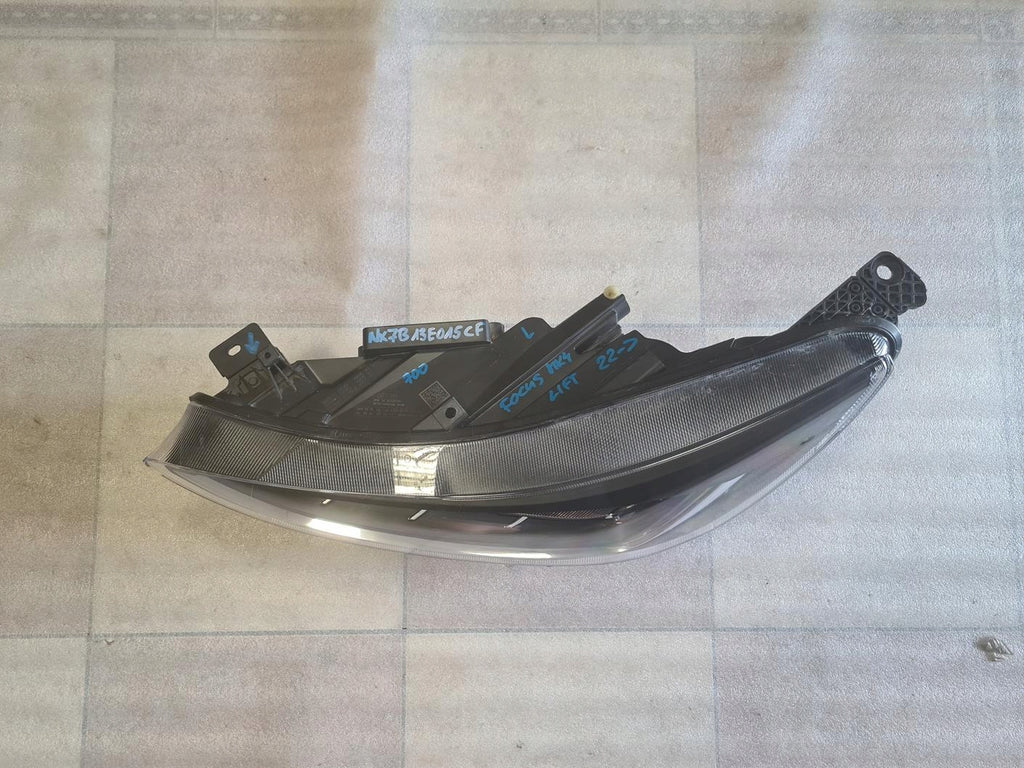 Frontscheinwerfer Ford Focus NX7B13E015CF Ein Stück (Rechts oder Links) SCH2641327156mg
