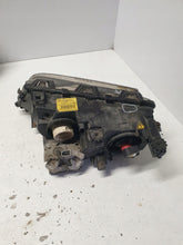Laden Sie das Bild in den Galerie-Viewer, Frontscheinwerfer BMW E46 Xenon Links Scheinwerfer Headlight