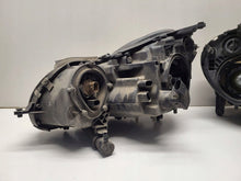 Laden Sie das Bild in den Galerie-Viewer, Frontscheinwerfer Mercedes-Benz W211 AYN6056 Ein Satz Scheinwerfer Headlight SCH8856208254bw