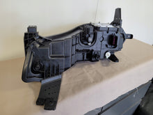 Laden Sie das Bild in den Galerie-Viewer, Frontscheinwerfer Renault Megane I E-Tech 260109843R Rechts Headlight SCH4068219122ox