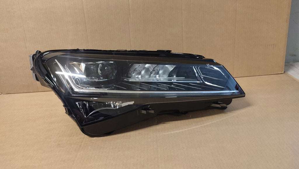 Frontscheinwerfer Skoda Superb III 3V1941016D Full LED Rechts oder Links