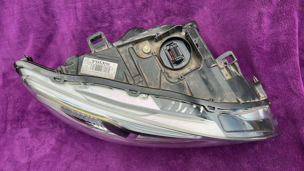 Frontscheinwerfer Volvo S60 V60 31420264 31420254 Xenon Rechts Headlight SCH9561714190oe
