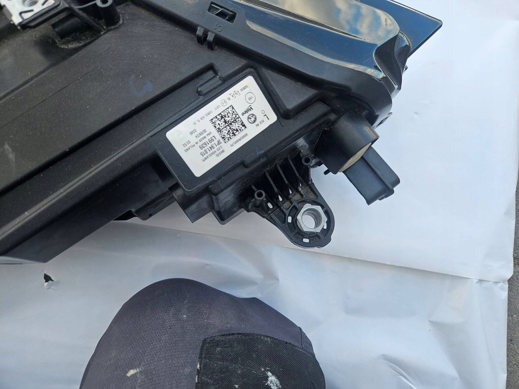 Frontscheinwerfer Skoda Superb 89900R400LF0 3P1941015 L991639 Full LED Links