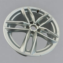 Load image into Gallery viewer, 1x Alufelge 18 Zoll 8.0&quot; 5x112 40ET Glanz Silber 8W0601025HK Audi Rim Wheel