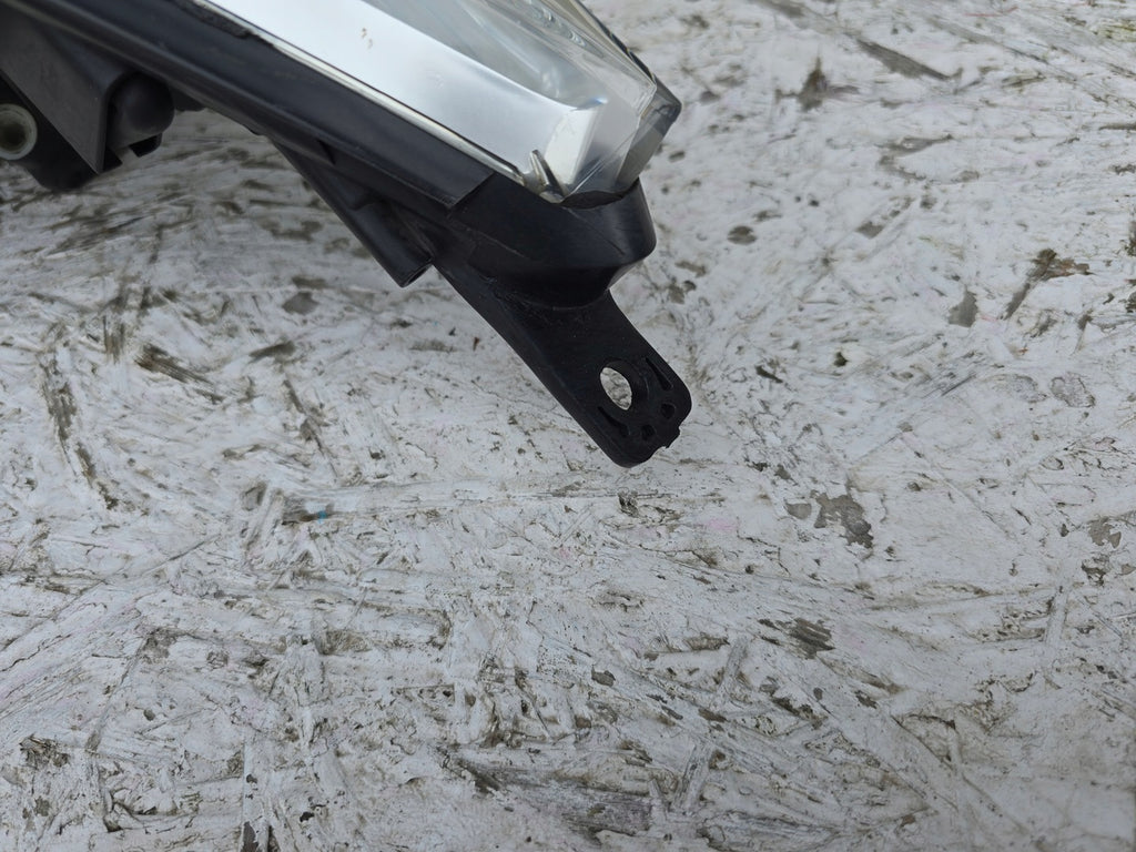 Frontscheinwerfer Kia Venga 92102-1P000 Rechts Scheinwerfer Headlight