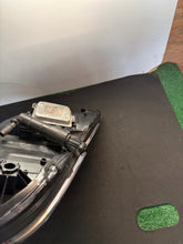 Laden Sie das Bild in den Galerie-Viewer, Frontscheinwerfer Mercedes-Benz W212 A2128201959 Xenon Links Headlight SCH4593071918ib