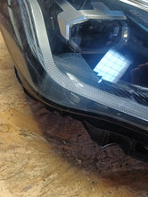 Laden Sie das Bild in den Galerie-Viewer, Frontscheinwerfer BMW 2 Active Tourer U06 5A42248 LED Rechts Headlight SCH7412956721ie