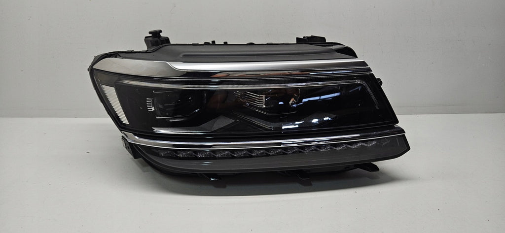 Frontscheinwerfer VW Tiguan 5NN941082C LED Rechts Scheinwerfer Headlight