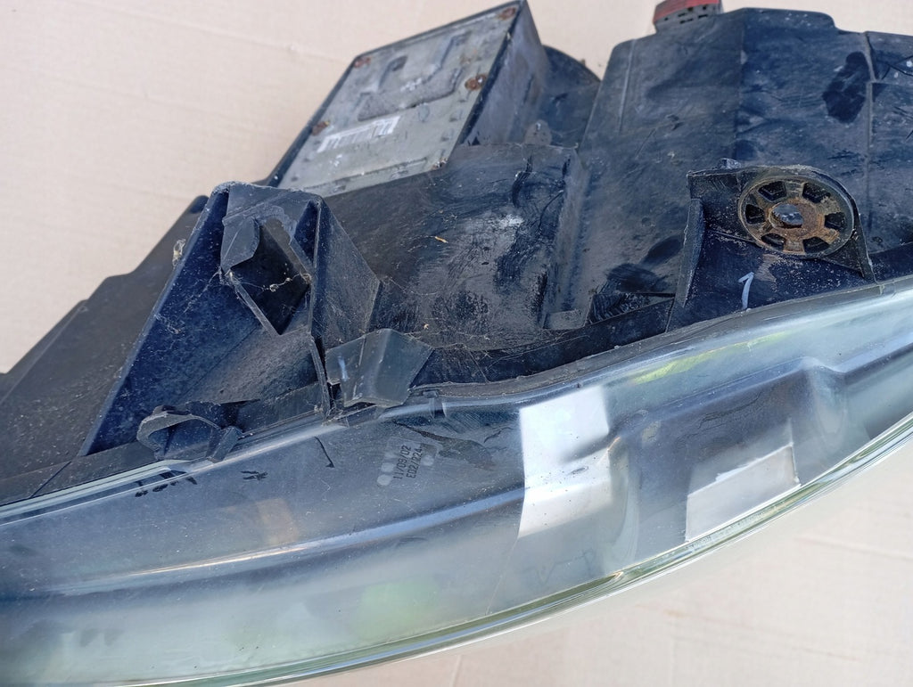 Frontscheinwerfer Peugeot 807 89006378 1494311080 Xenon Rechts Headlight SCH2384008251iw