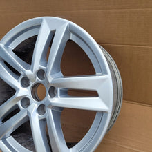 Laden Sie das Bild in den Galerie-Viewer, 1x Alufelge 17 Zoll 7.0" 5x112 8W0601025P Audi A4 B9 Rim Wheel FEL8865138767mf