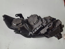Laden Sie das Bild in den Galerie-Viewer, Frontscheinwerfer Land Rover I Sport Discovery L550 FK7213W030BD Links Headlight SCH3174377931vu