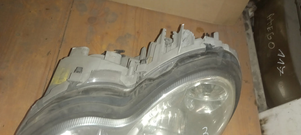 Frontscheinwerfer Mercedes-Benz W203 A2038203761 Links Scheinwerfer Headlight SCH3037687404mk