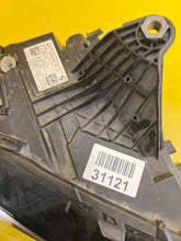 Laden Sie das Bild in den Galerie-Viewer, Frontscheinwerfer BMW 2 U06 5A42248-08 LED Rechts Scheinwerfer Headlight SCH4768390879ca