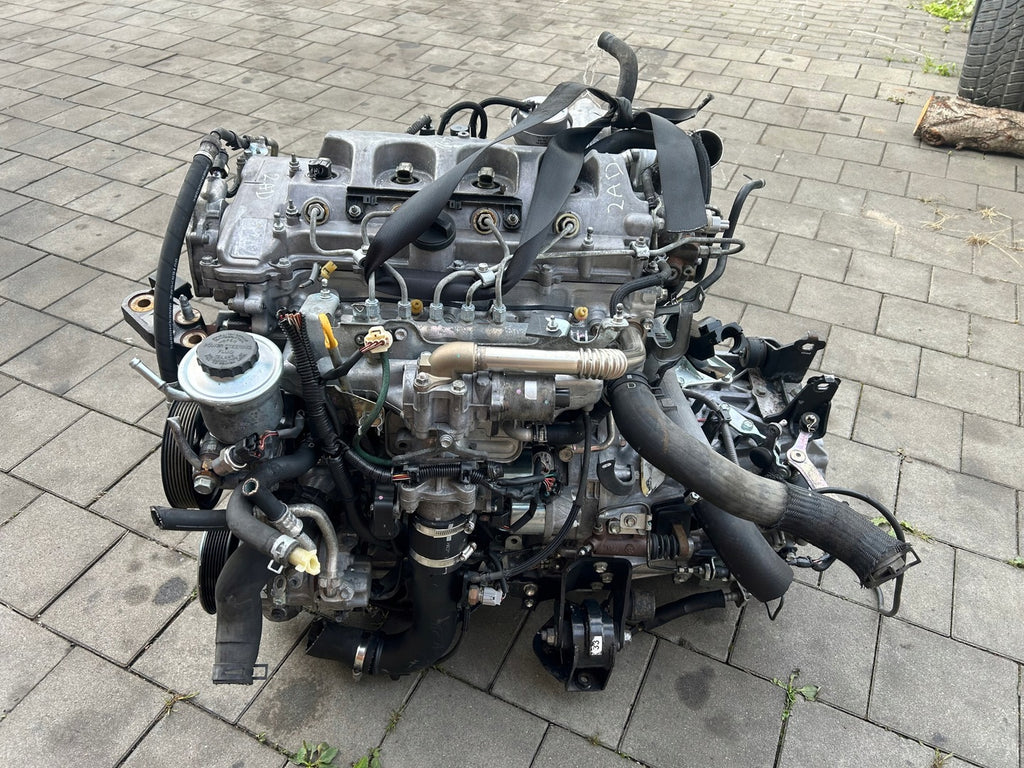 Motor Toyota Corolla Avensis D4D 2AD 2.2 148TKm Diesel Engine Komplett