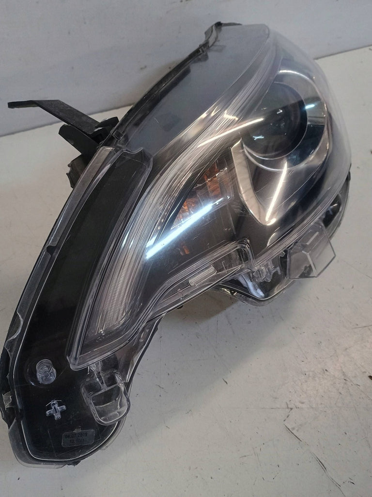 Frontscheinwerfer Peugeot 108 811500H150 90026268 Links Scheinwerfer Headlight SCH8756139840qk