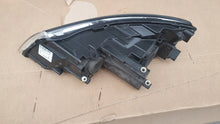 Load image into Gallery viewer, Frontscheinwerfer Skoda Octavia II 1Z1941016F Rechts Scheinwerfer Headlight SCH3944332752yc