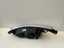 Load image into Gallery viewer, Frontscheinwerfer Ford Focus JX7B-13W029-AE Rechts Scheinwerfer Headlight