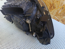 Laden Sie das Bild in den Galerie-Viewer, Frontscheinwerfer BMW 5 F11 F10 1EL011087-21 Bi-Xenon Rechts oder Links SCH6750793421lq