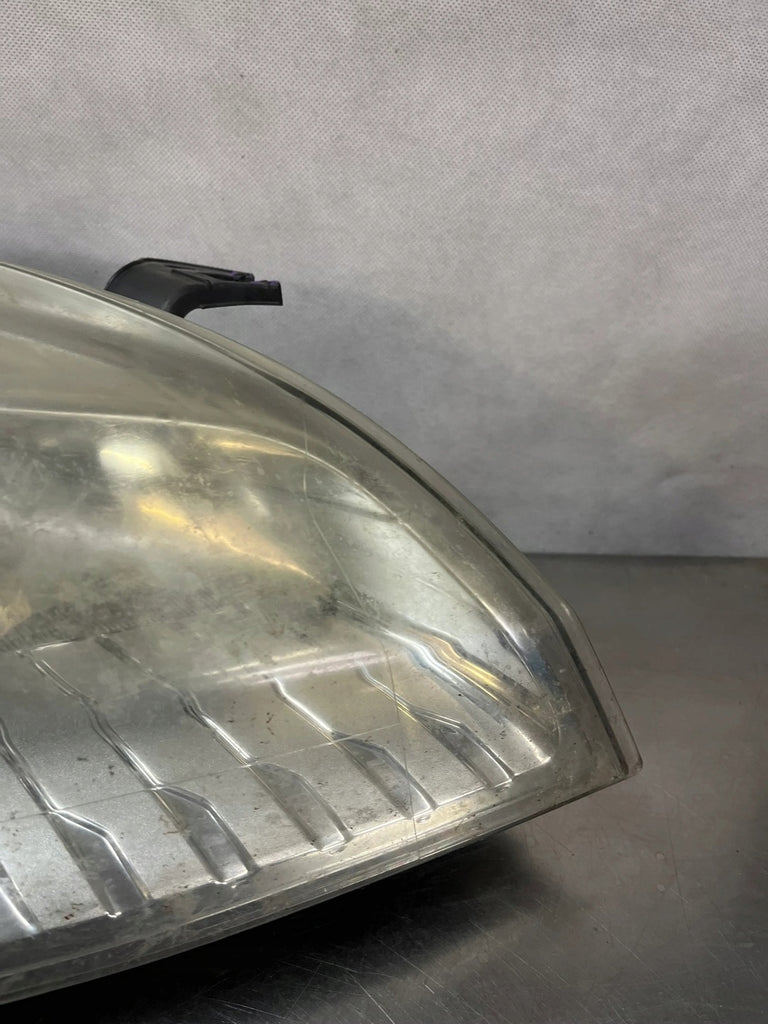Frontscheinwerfer Renault Megane III 260100017R Rechts Scheinwerfer Headlight SCH9243564142wp