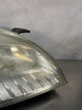 Laden Sie das Bild in den Galerie-Viewer, Frontscheinwerfer Renault Megane III 260100017R Rechts Scheinwerfer Headlight SCH9243564142wp