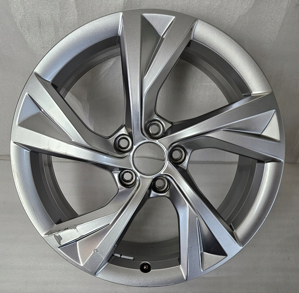 1x Alufelge 18 Zoll 8.0" 5x112 40ET 8W0601025EJ Audi A4 B9 Rim Wheel