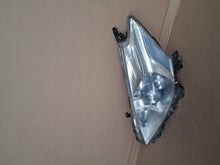 Laden Sie das Bild in den Galerie-Viewer, Frontscheinwerfer Toyota Prius Links Scheinwerfer Headlight SCH1128632664ib