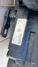 Laden Sie das Bild in den Galerie-Viewer, Frontscheinwerfer Audi Q3 8U0941005 Xenon Links Scheinwerfer Headlight