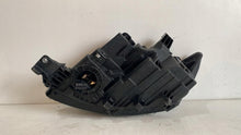 Load image into Gallery viewer, Frontscheinwerfer VW T7 7T1941036B Rechts Scheinwerfer Headlight