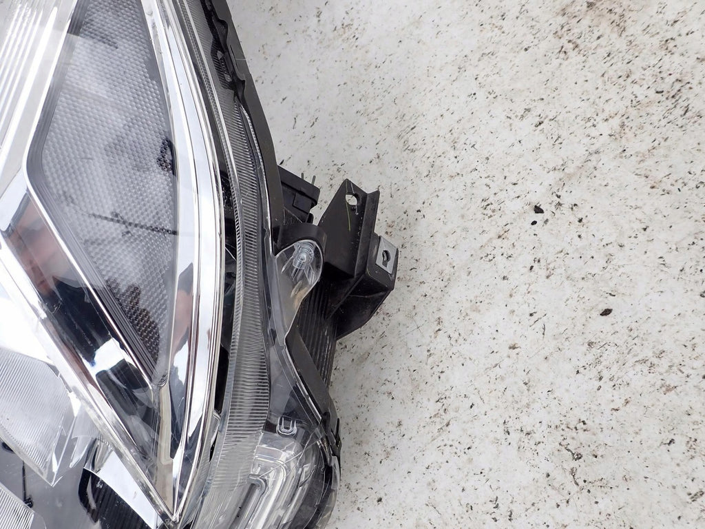 Frontscheinwerfer Mitsubishi Space Star 2323SDE34233 Links Headlight