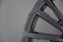 Laden Sie das Bild in den Galerie-Viewer, 1x Alufelge 18 Zoll 7.5&quot; 5x112 25ET Glanz Silber 6883523 BMW 1 Rim Wheel