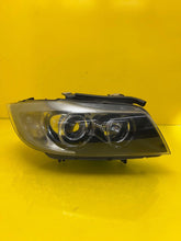 Laden Sie das Bild in den Galerie-Viewer, Frontscheinwerfer BMW 3 E91 E90 6942738 Xenon Ein Stück (Rechts oder Links) SCH9002218403hh