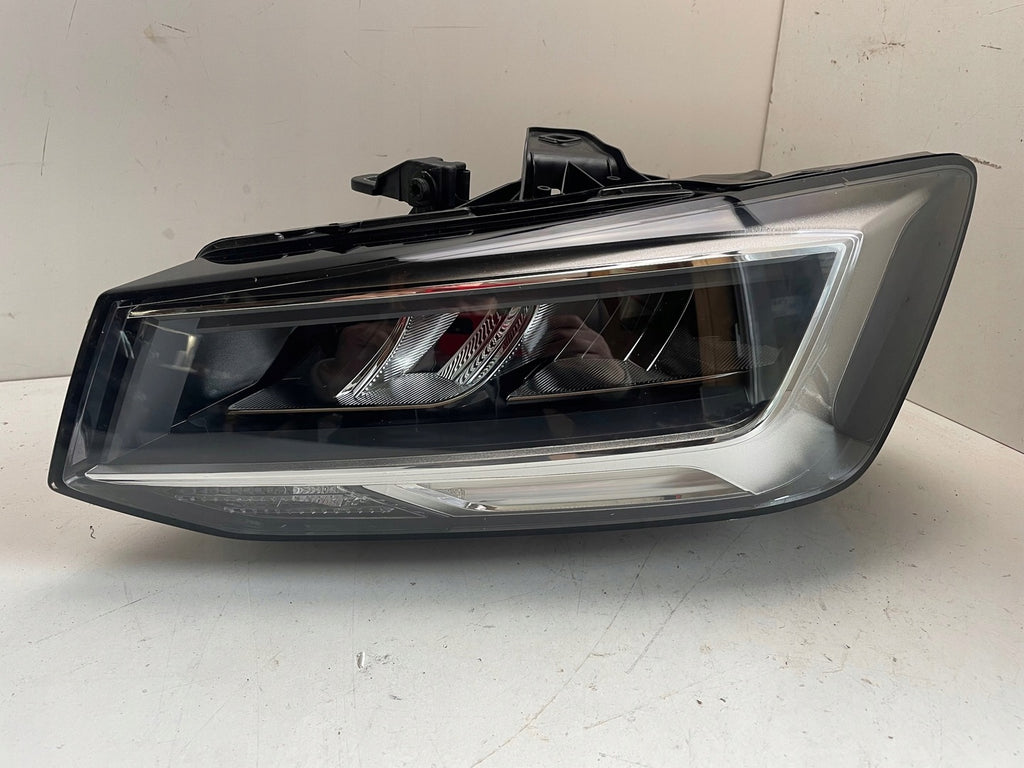 Frontscheinwerfer Audi Q2 81A941011 LED Links Scheinwerfer Headlight