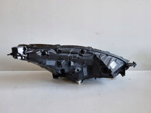 Laden Sie das Bild in den Galerie-Viewer, Frontscheinwerfer Tesla Model 3 1077375-00-C LED Links Scheinwerfer Headlight