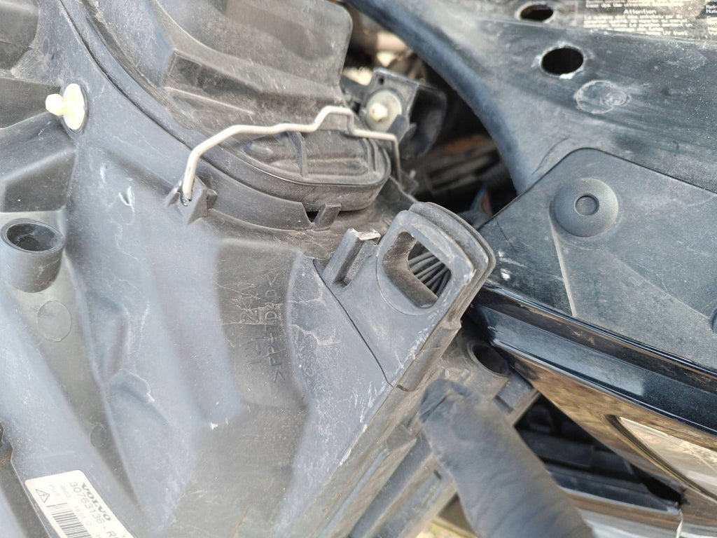 Frontscheinwerfer Volvo Xc60 I 30763136 89902825 Rechts Scheinwerfer Headlight SCH6406077825ii