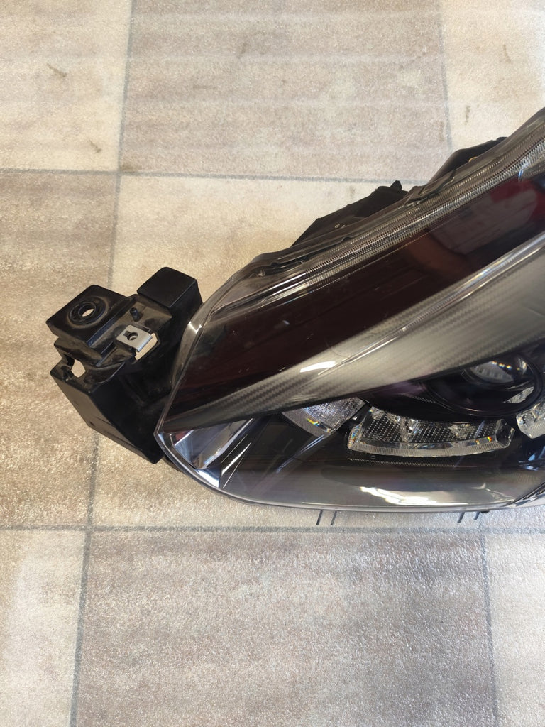 Frontscheinwerfer Mazda D09K-51040 Links Scheinwerfer Headlight SCH2693312611jz