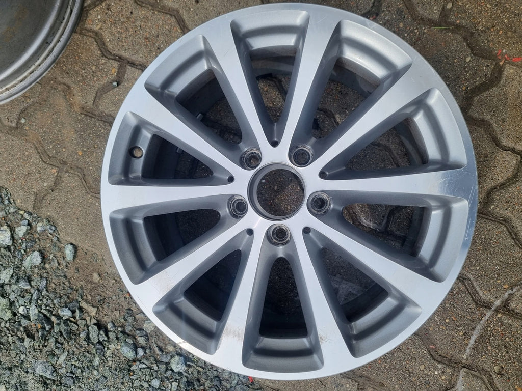 1x Alufelge 17 Zoll 7.5" 5x112 40ET Glanz Silber A2134011300 Mercedes-Benz Mg